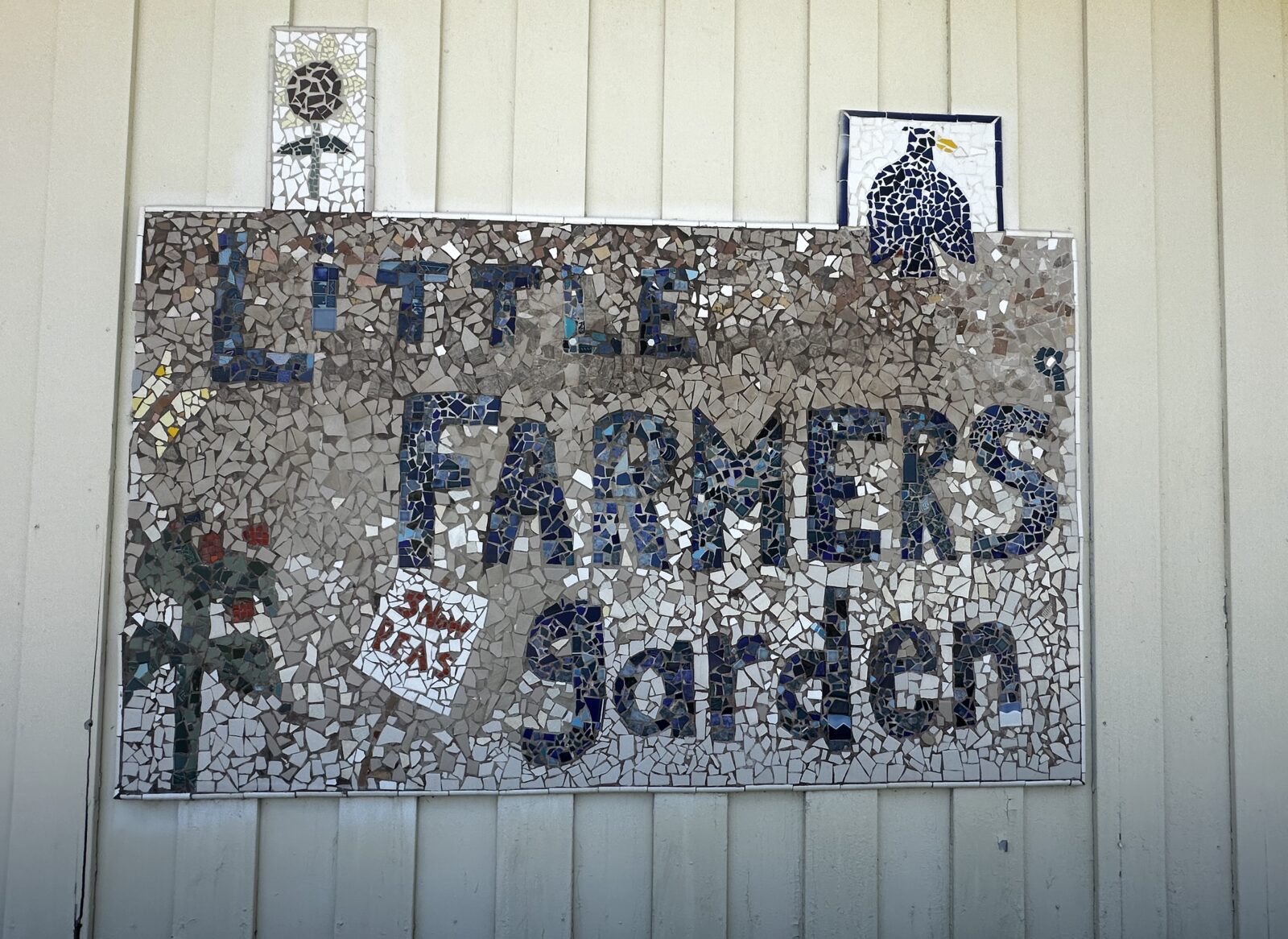 Little Farmers Garden mosaic sign